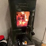 Cosy With Free Parking Apartment *