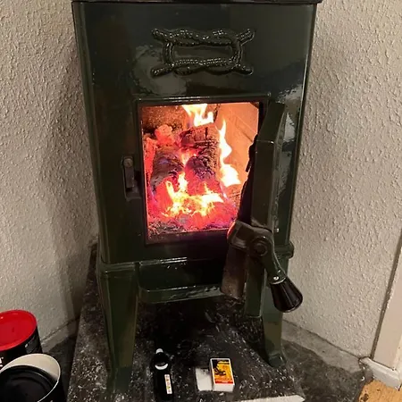 Cosy With Free Parking Διαμέρισμα *