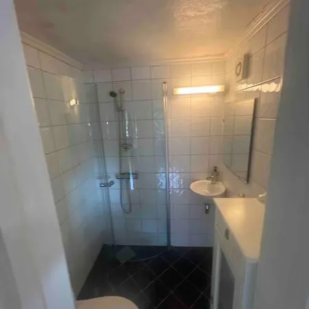 Cosy With Free Parking Bergen