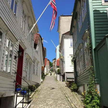 Lägenhet Cosy With Free Parking Bergen