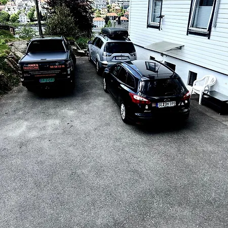 Cosy With Free Parking Bergen