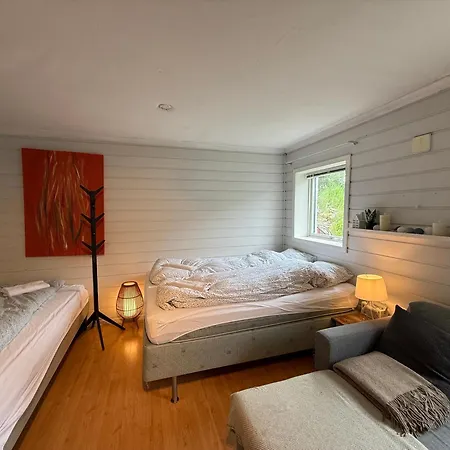 Cosy With Free Parking Apartment Bergen
